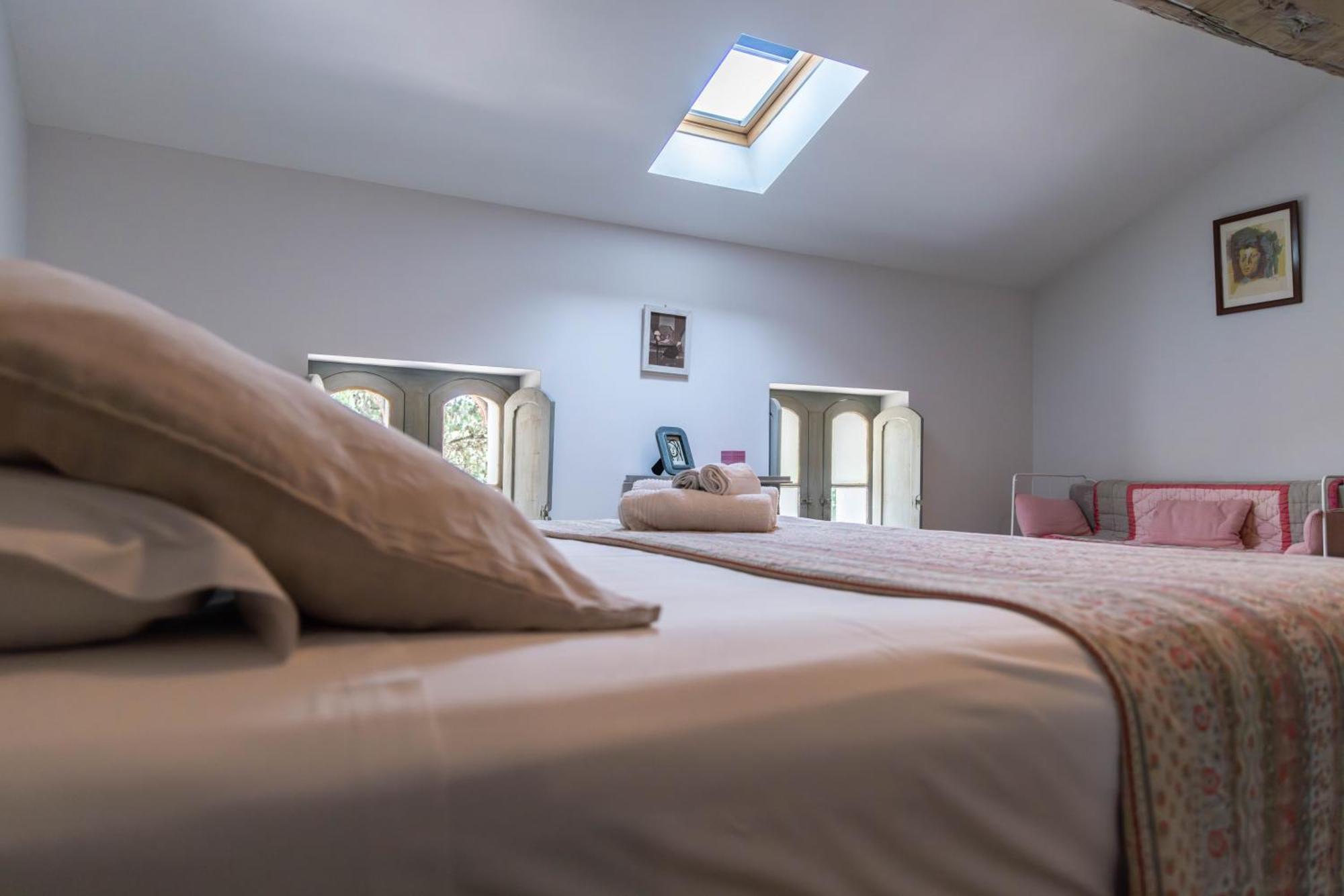 Bed and Breakfast Domaine Castell De Bles Saint-Génis Pokój zdjęcie
